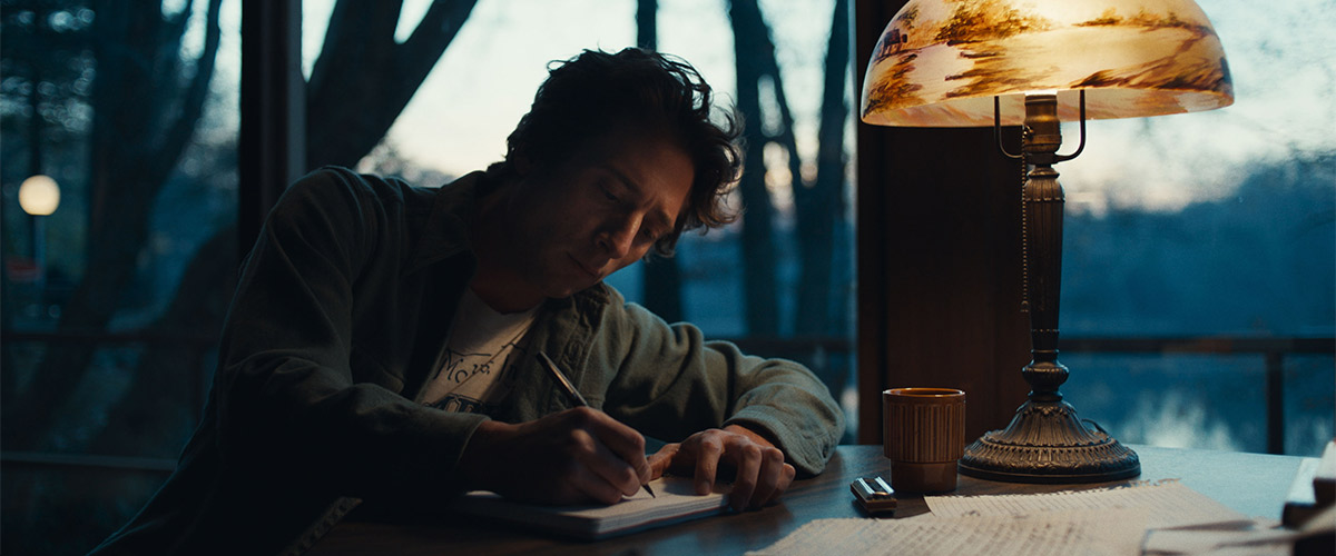 Jeremy Allen White in Bruce Springsteen Deliver Me From Nowhere Jeremy Allen White in Bruce Springsteen Deliver Me From Nowhere