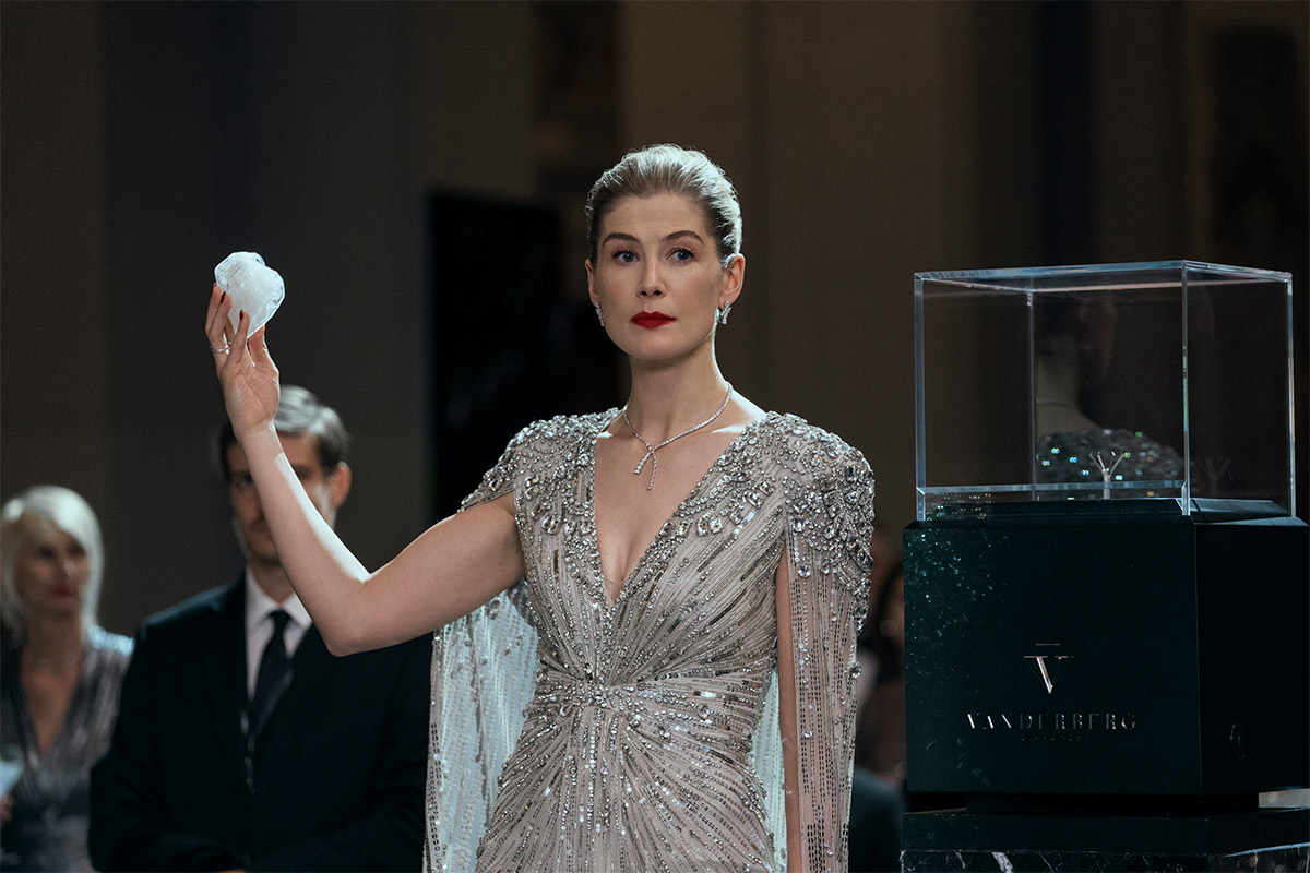 Rosamund Pike as Veronika in Now You See Me: Now You Don’t. Photo Credit: Katalin Vermes Rosamund Pike as Veronika in Now You See Me: Now You Don’t. Photo Credit: Katalin Vermes
