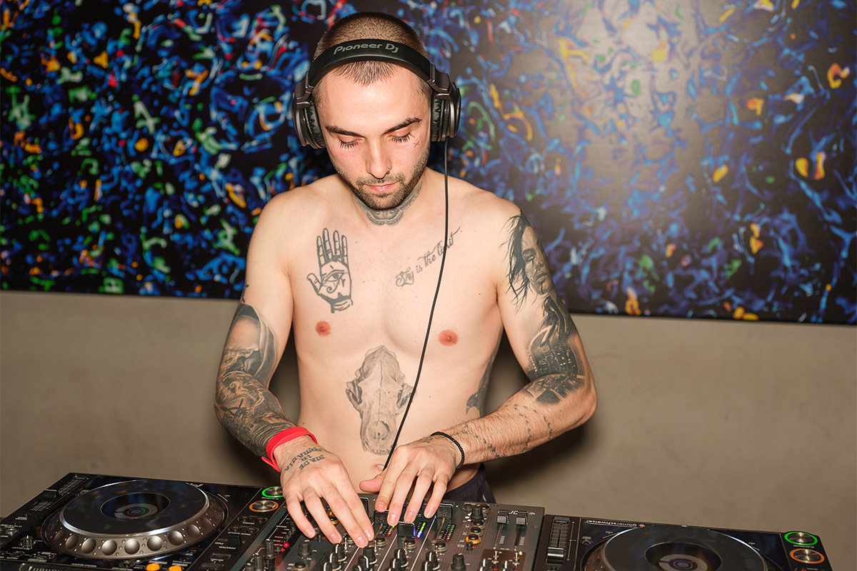 DAMUR AW26 Backstage Martin von den Driesch